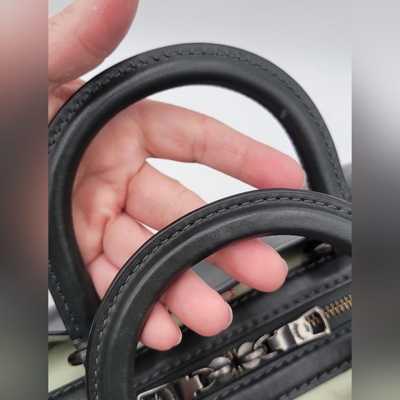 Coach 1941 Glovetanned Leather Rogue 30, Pine, interior w/ Floral print - Picture 14 of 16